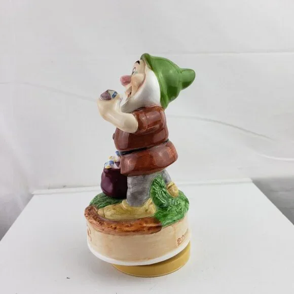 Schmid Disney Doc Seven Dwarfs Musical Hand Painted Figurine - Picture 4 of 5